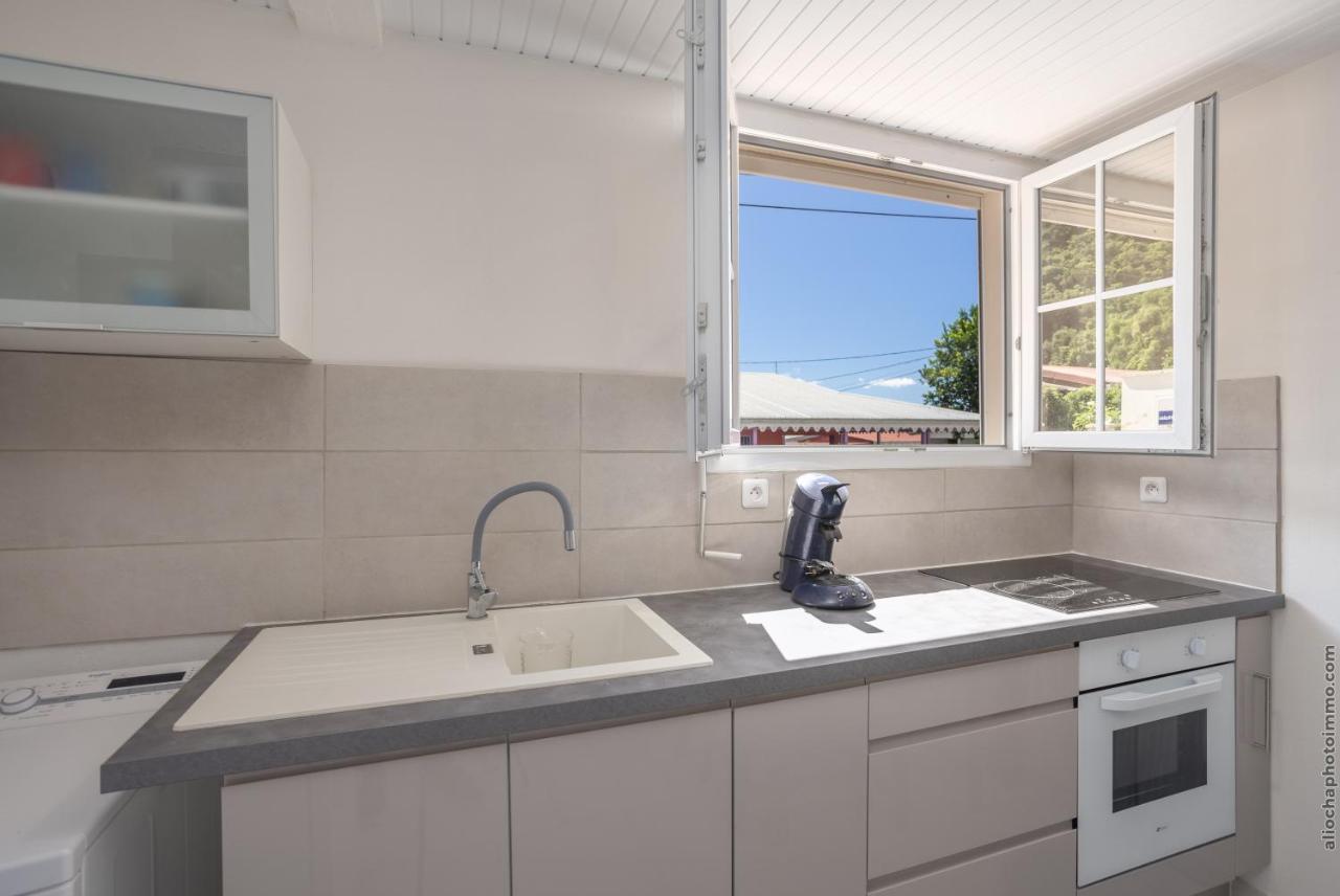 Alpinia - Appt Avec Piscine Partagee Apartment Saint-Pierre Exterior foto